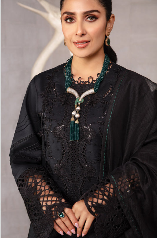 Zoya